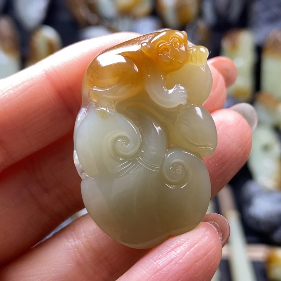 和田玉未镶嵌挂件