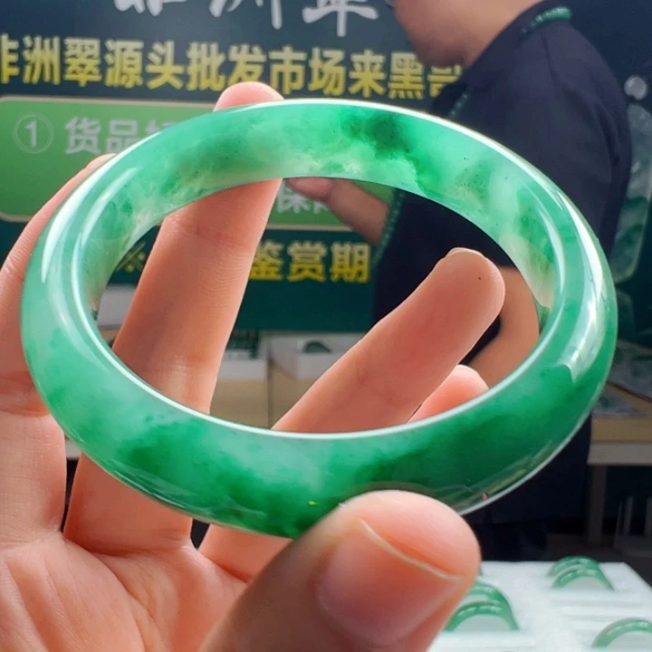 石英质玉手镯合金