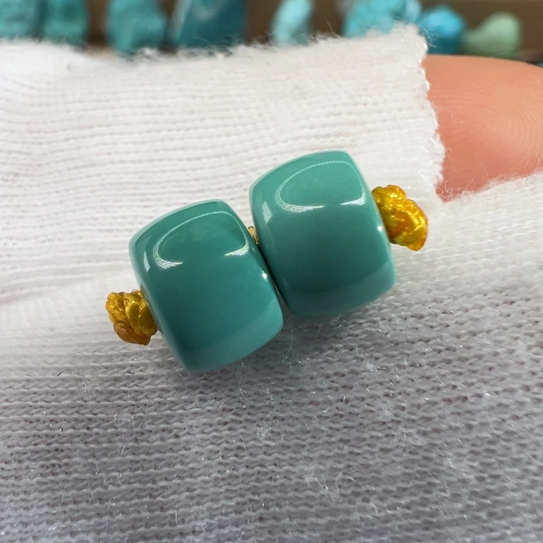 绿松石配饰未镶嵌