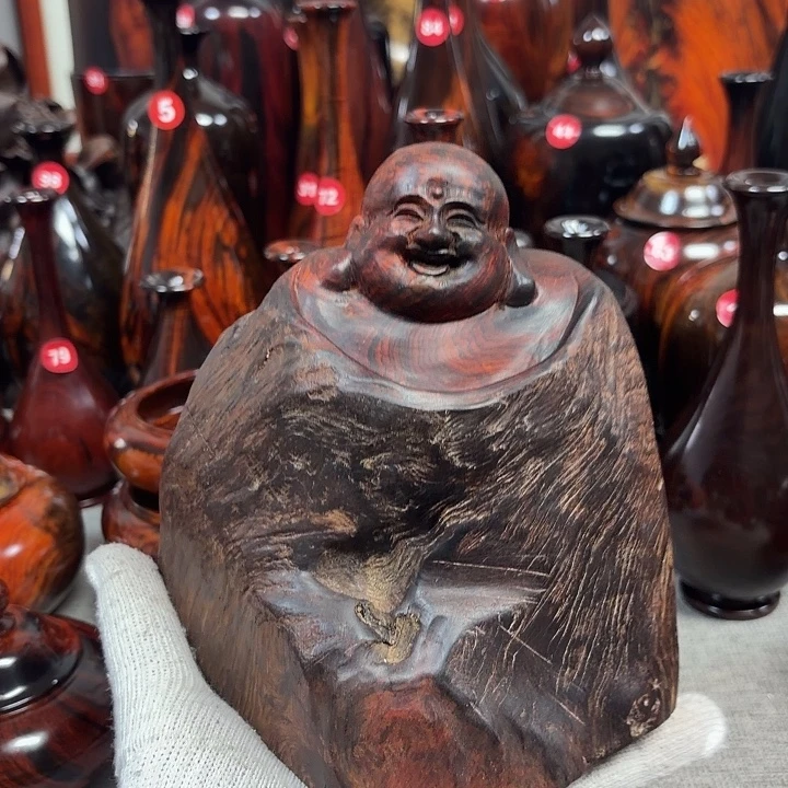 小***巴木大红酸枝弥勒一个
