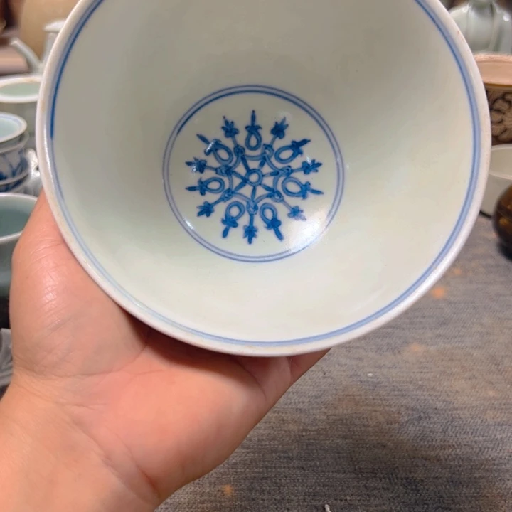 盖碗啦****啦青花碗完整不包邮