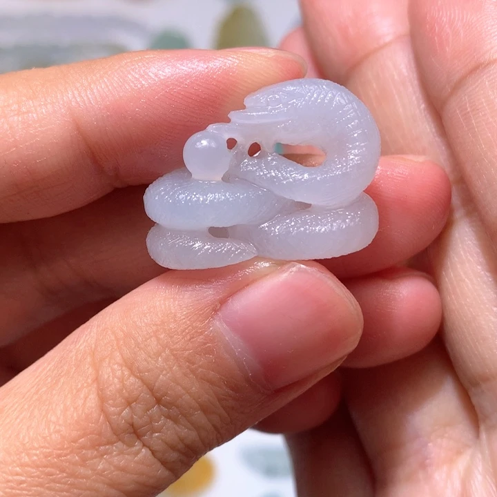 未镶嵌定制翡翠龙