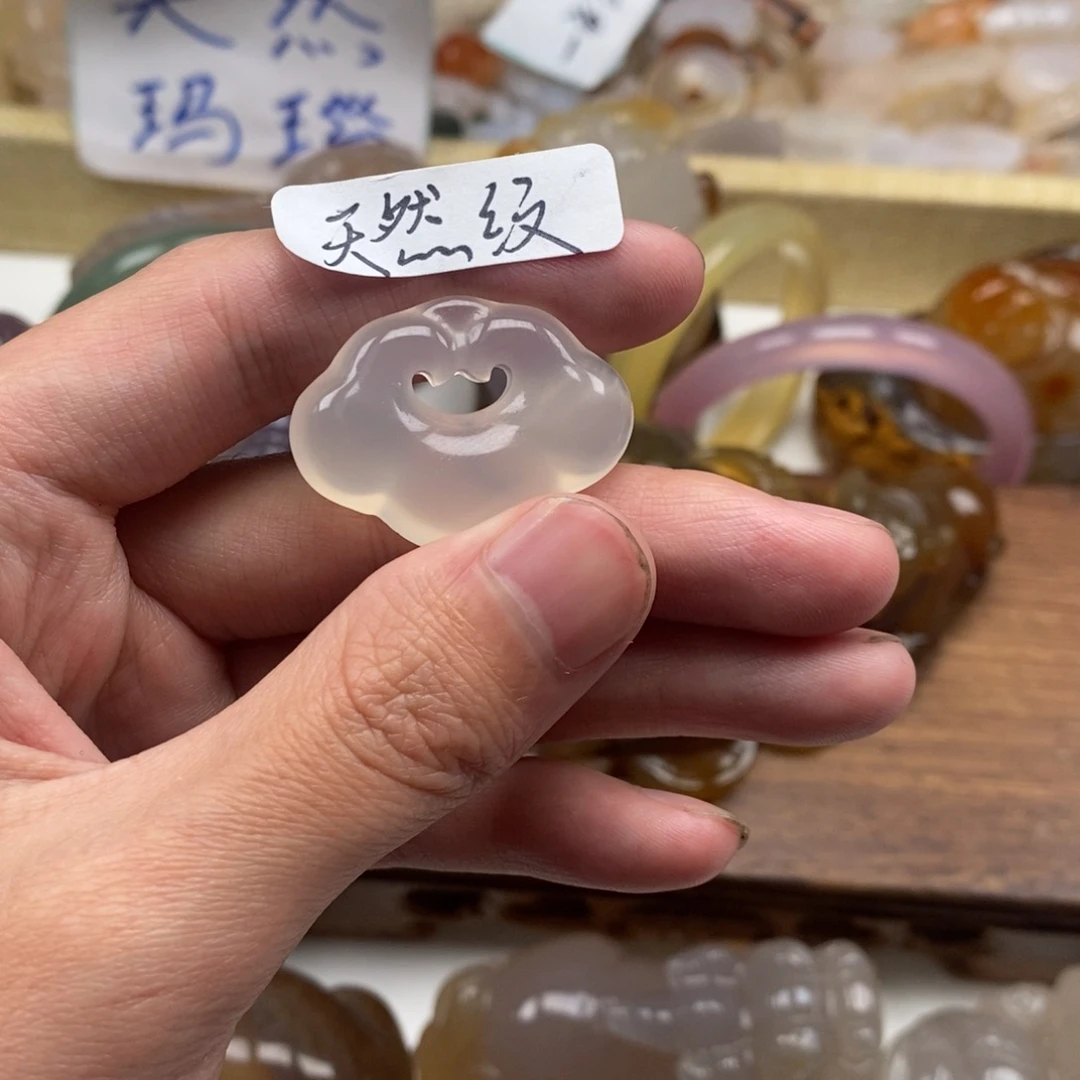 玛瑙/玉髓未镶嵌颈饰