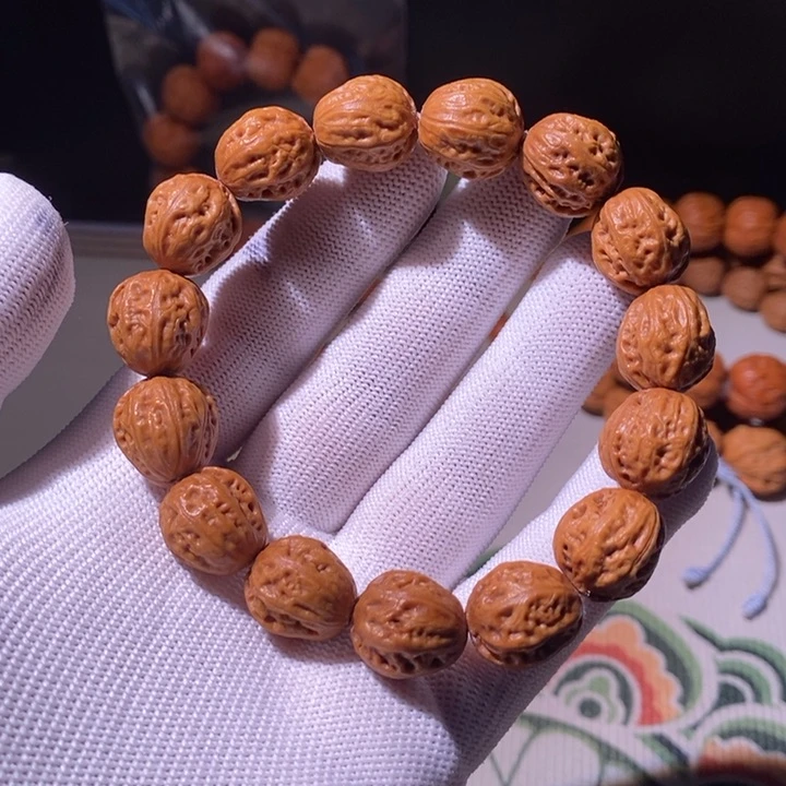 文玩核桃手串……17