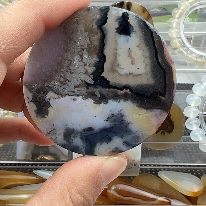 玛瑙/玉髓未镶嵌颈饰