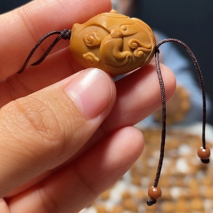 橄榄核吊坠橄榄核