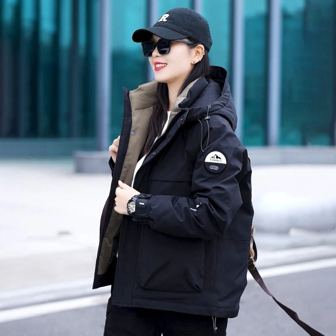 【奥莱撤柜】男女款运动羽绒服冲锋衣连帽户外加厚保暖冬轻盈御寒