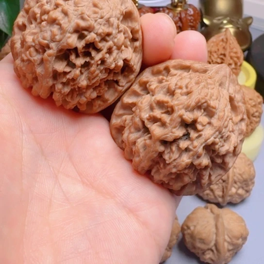 45尺满天星文玩核桃