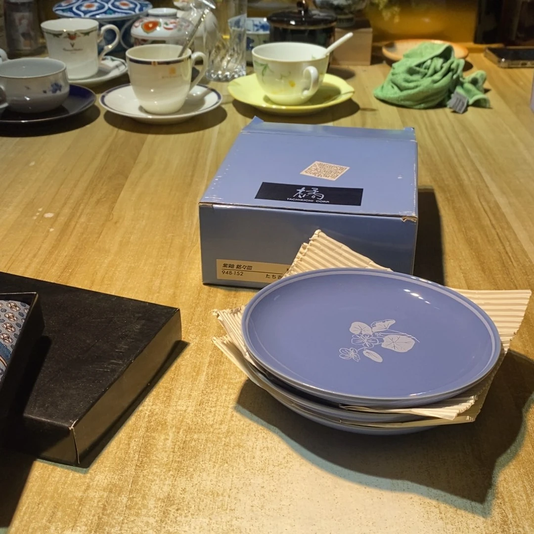 原***姐易雅集工艺品有限公司