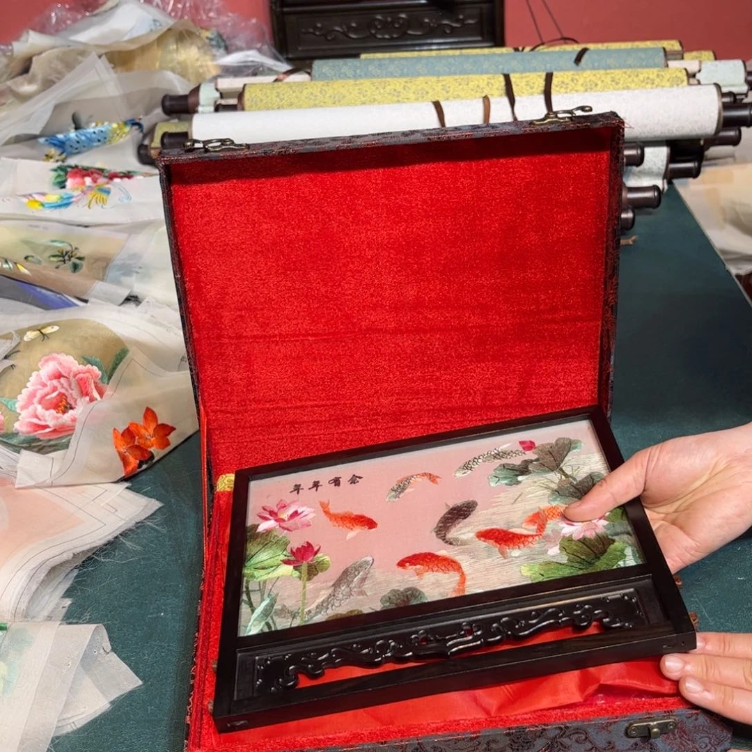 刺绣?****?纯手工打造最