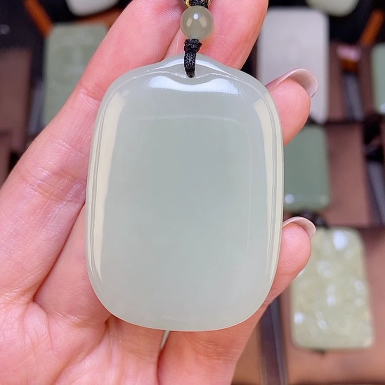 【闪购商品】颈饰未镶嵌和田玉
