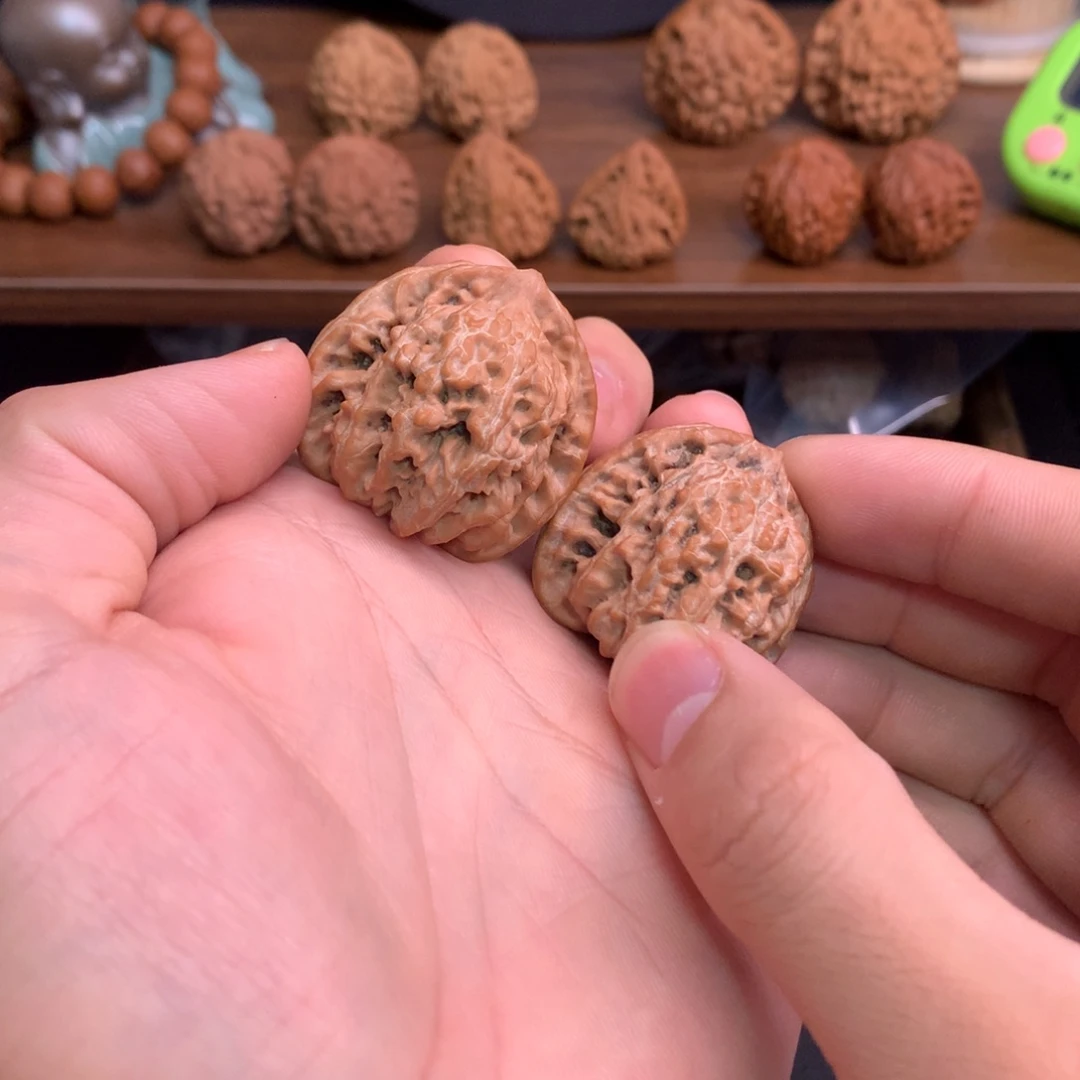 城***北文玩核桃把件盘龙虎