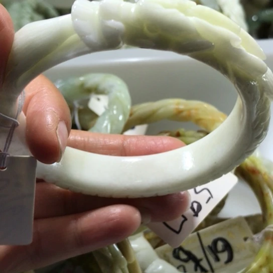 岫玉未镶嵌手镯61.62