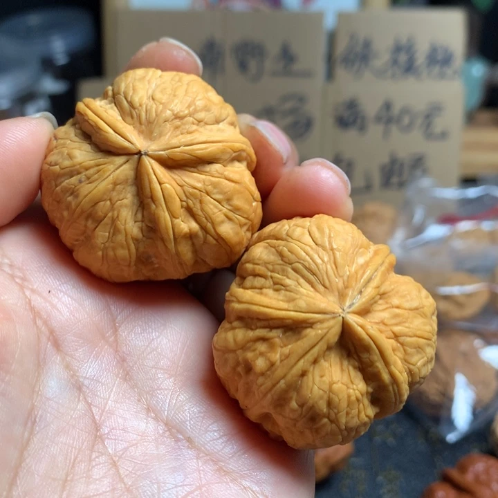 文玩核桃吊坠文玩核桃40尺寸