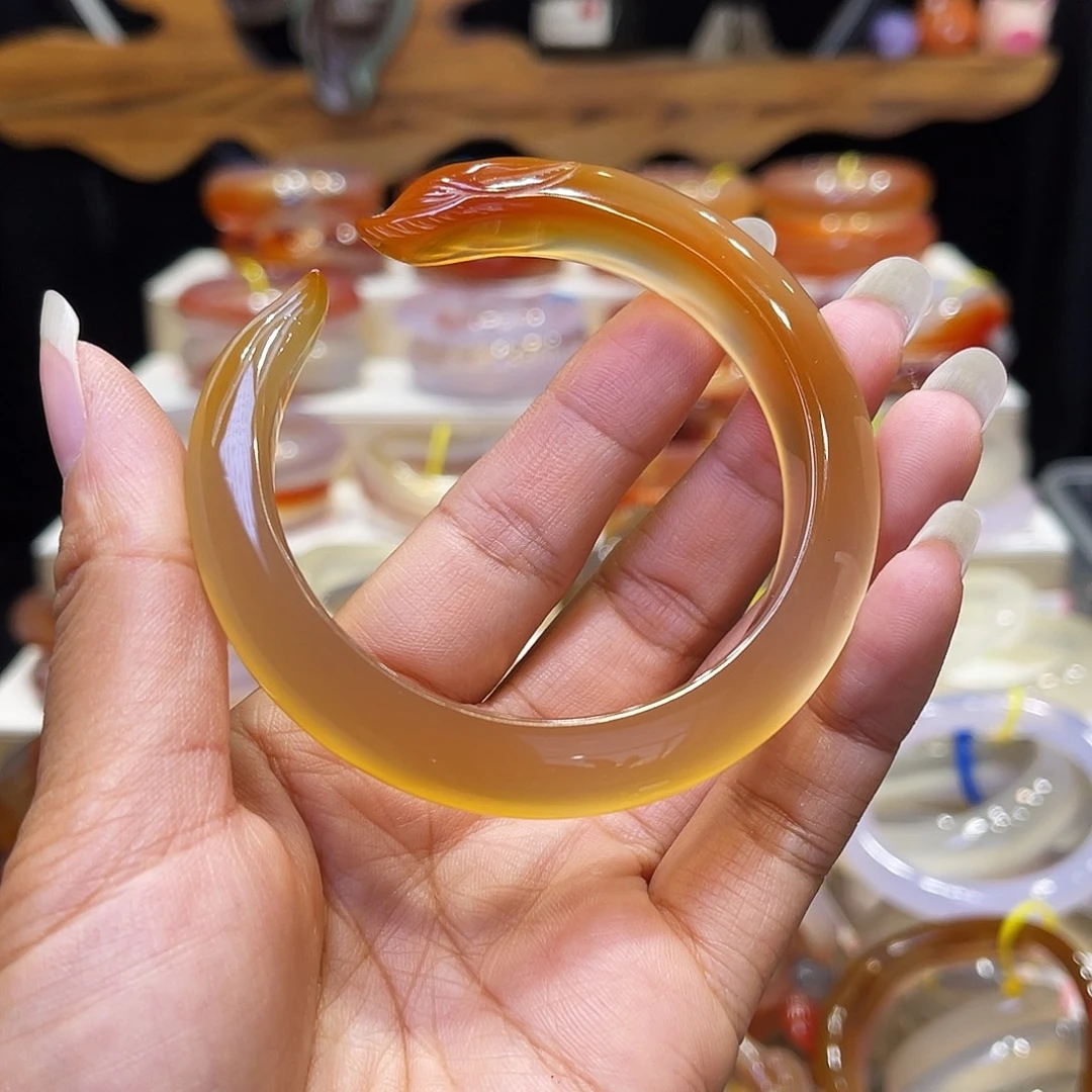 手镯玛瑙/玉髓未镶嵌