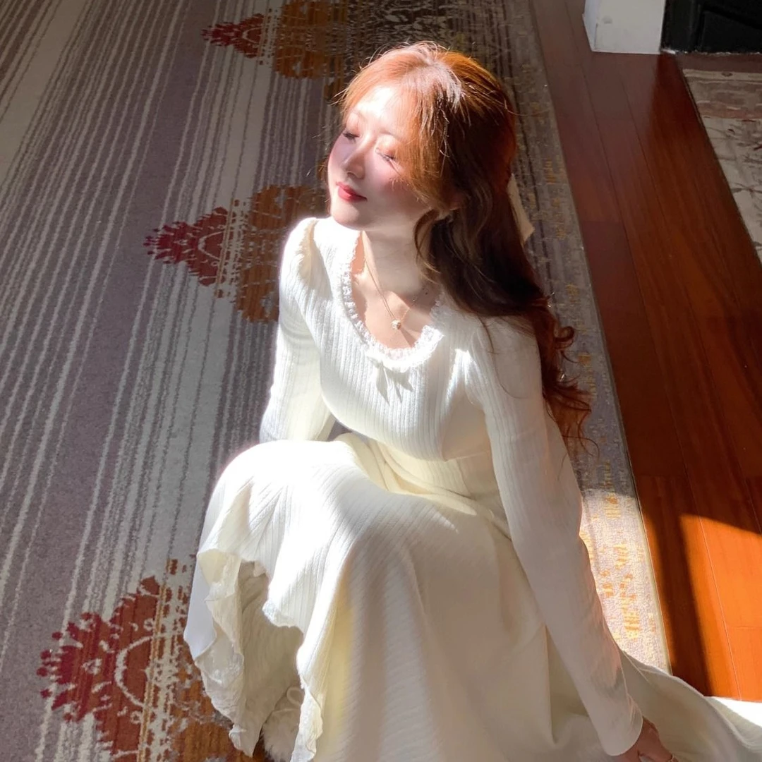 时尚衣橱~法式长袖连衣裙女2025新款早秋简约小众内搭白色长裙