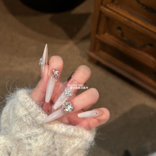 ［奶油蔷薇］33长尖圆｜华子➕锆石 纯手工穿戴甲