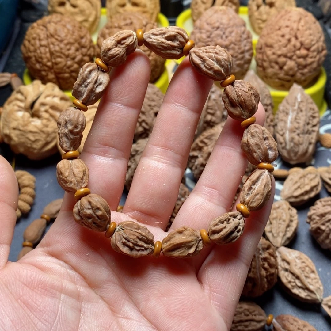 文玩核桃吊坠瑕疵102