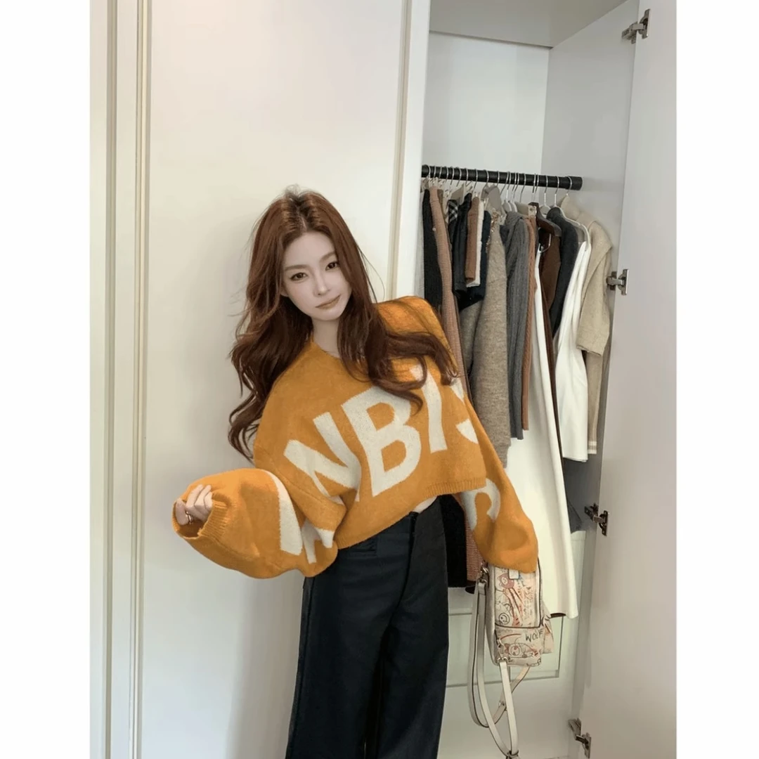 2168韩系氛围感穿搭字母针织衫毛衣女款早秋季慵懒套头短款上衣