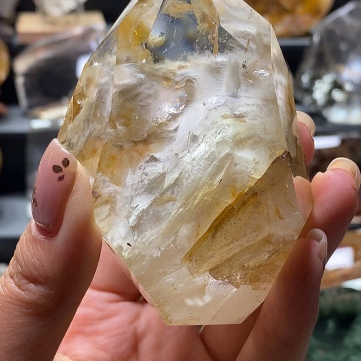 小***离水晶珠宝半成品未镶嵌