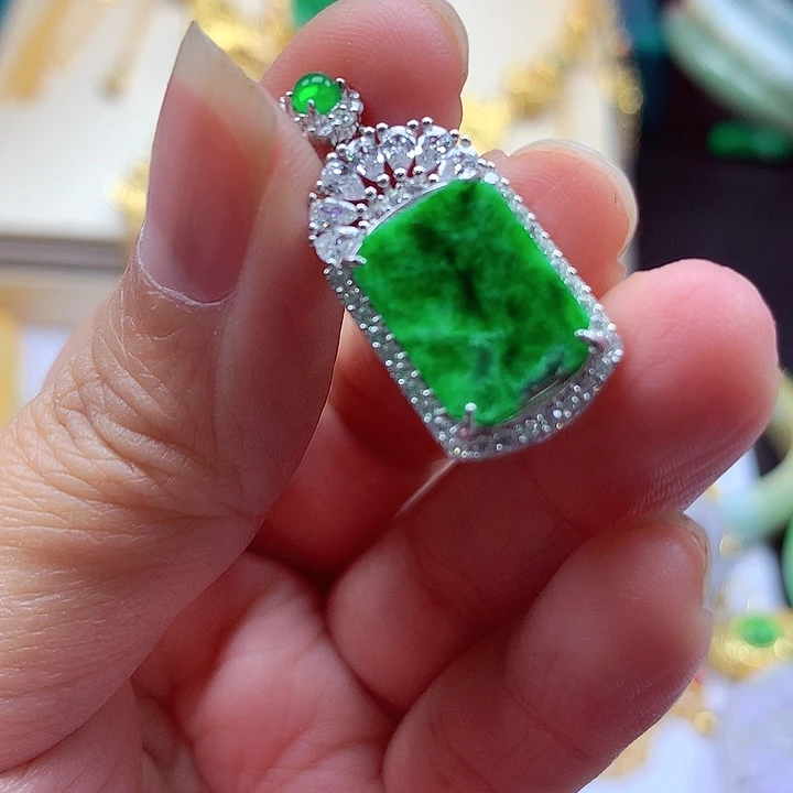 颈饰银S925镶嵌翡翠翡翠