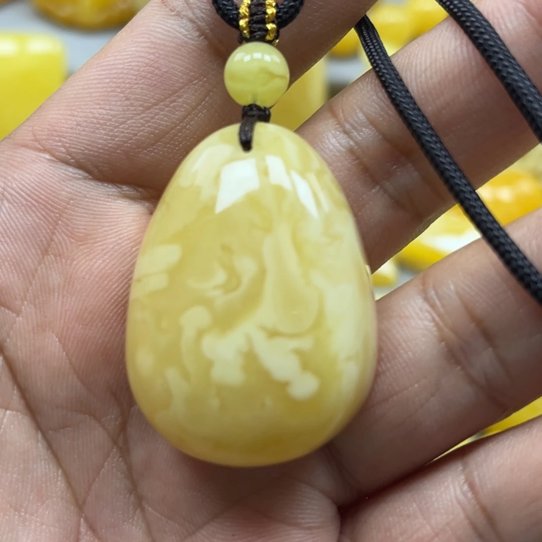 蜜蜡珠宝奇石未镶嵌