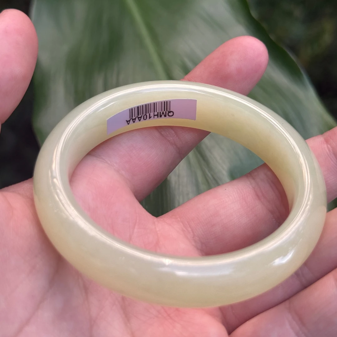 【人民文学出版社】10AAA-2和田玉手镯圈口52mm（多样性发货）