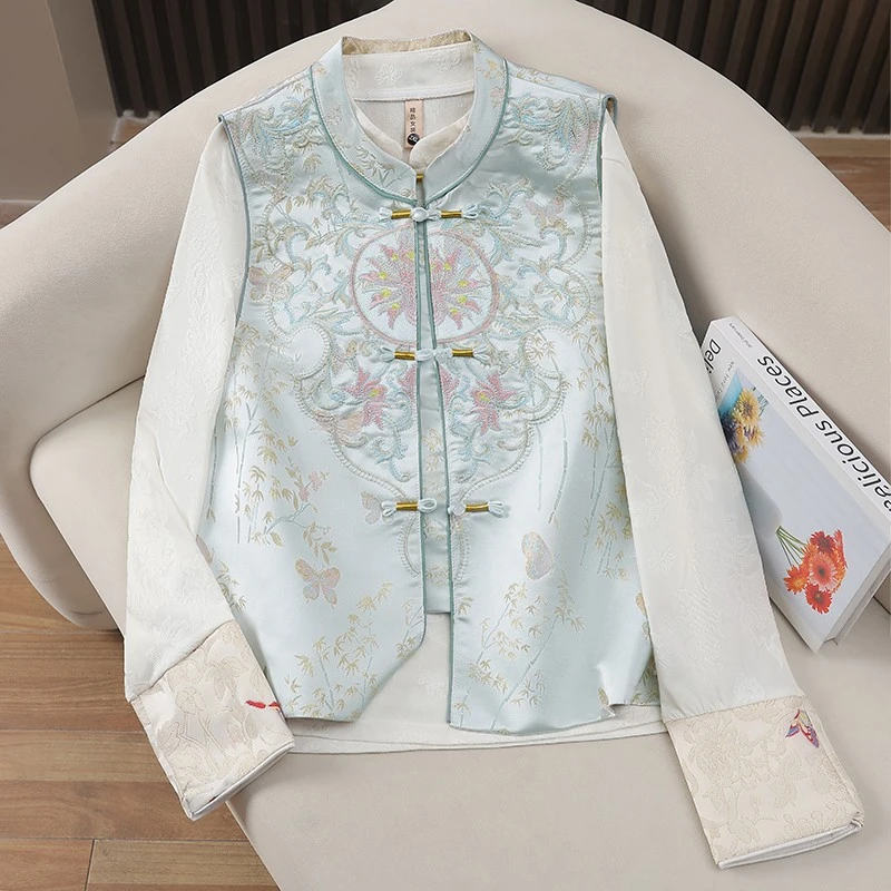 2025春秋新中式国风重工刺绣立领马甲女新款宽松开叉盘扣无袖坎肩