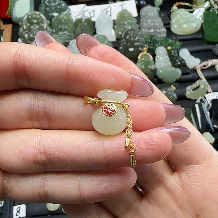 颈饰银S925镶嵌和田玉