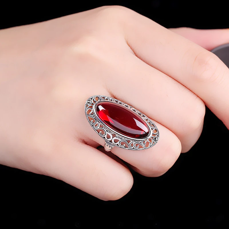 925银戒指 S925银镶手工银饰品夸张女式切面石榴红戒指