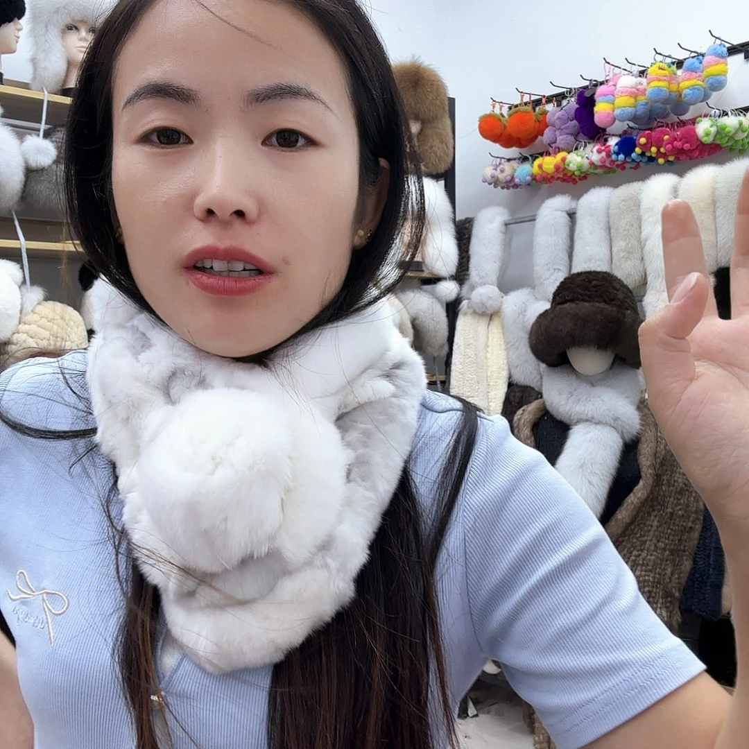 兔皮白色双微瑕围巾