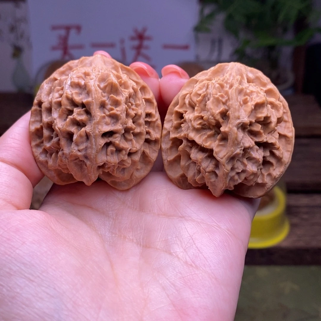 文玩核桃吊坠全品42尺原桩苹果园红皮