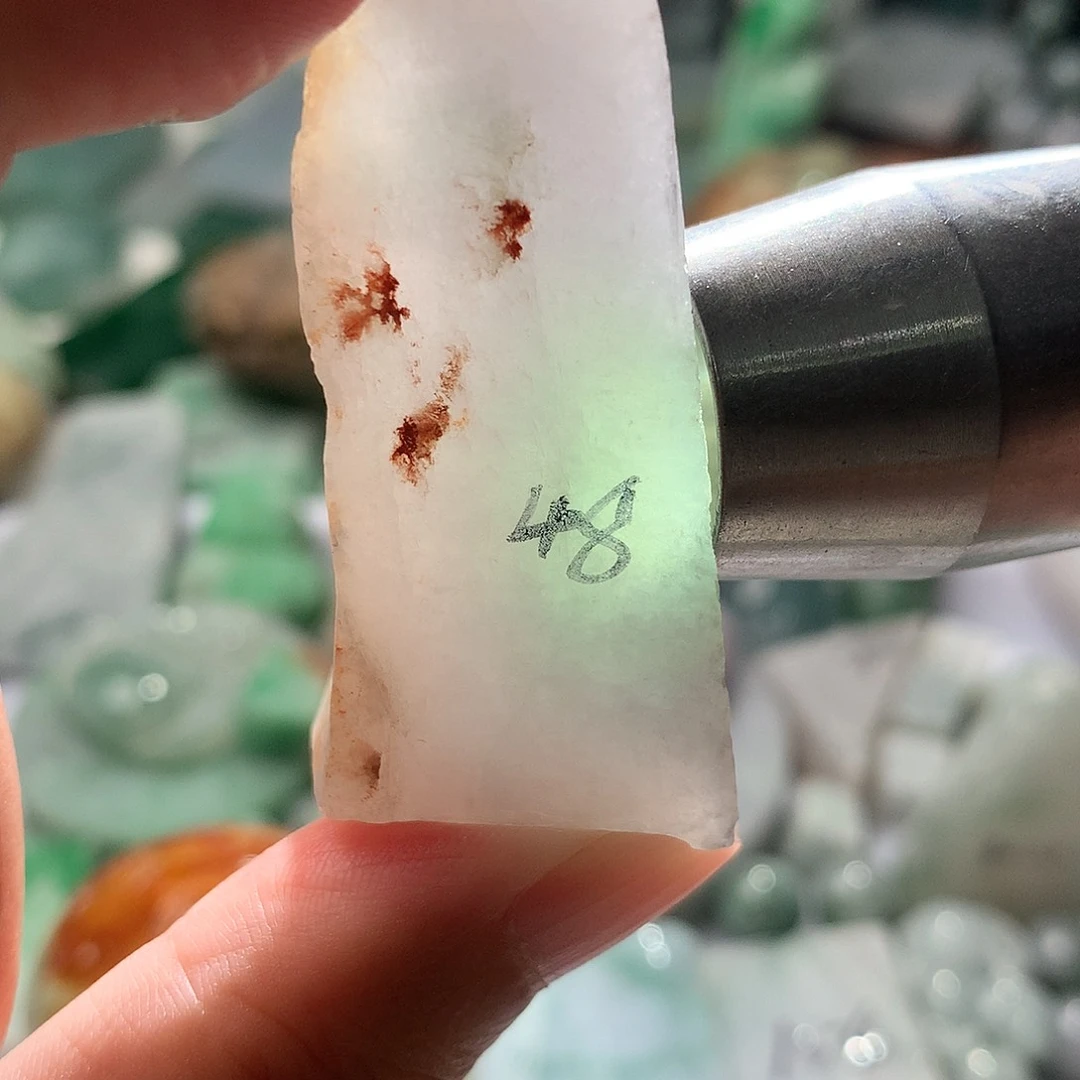 翡翠散珠翡翠原石片料