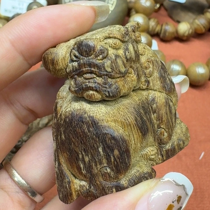 大叶紫檀（黑酸枝木类）