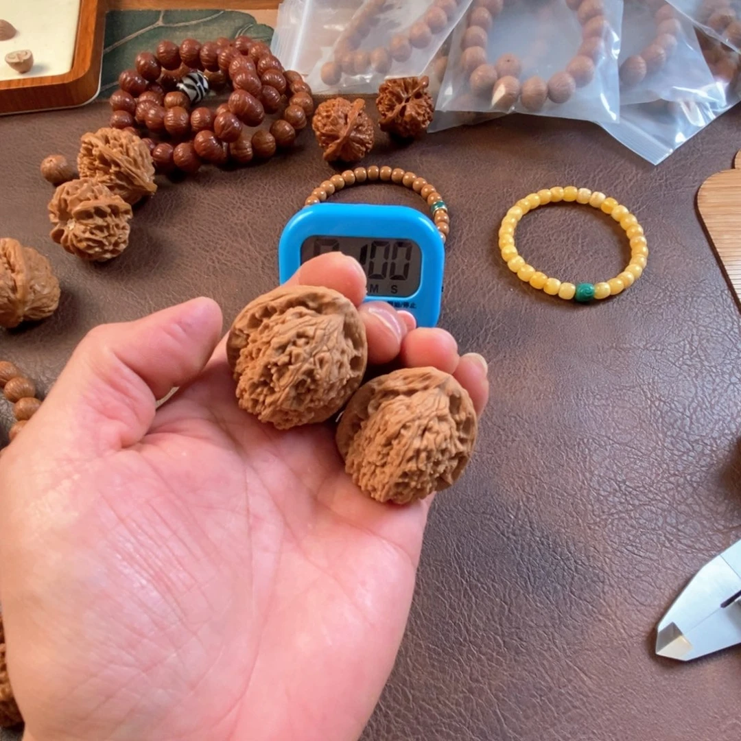 猴头核桃吊坠团****南疆