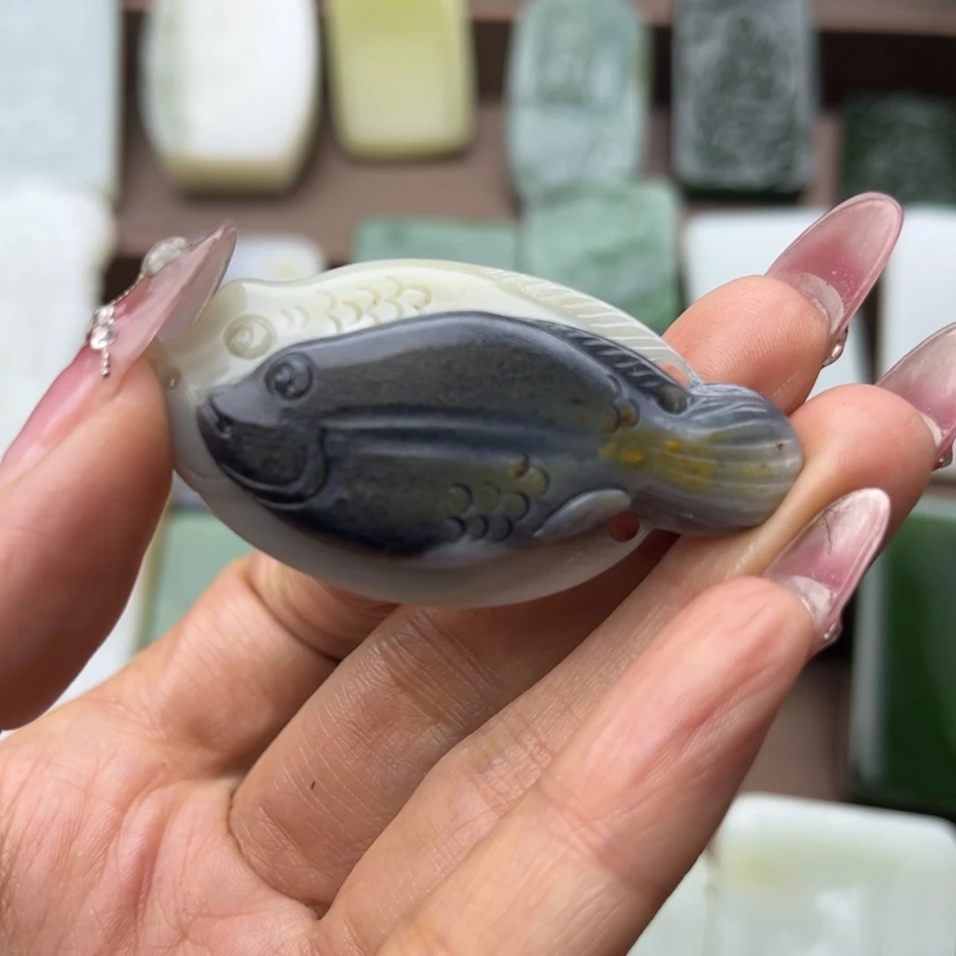 和田玉挂件未镶嵌