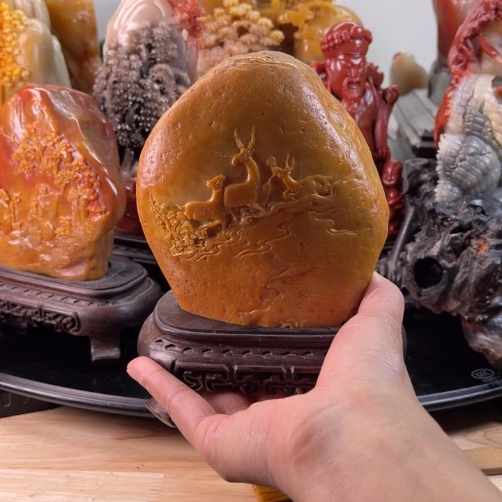 田黄石碌碌高升摆件