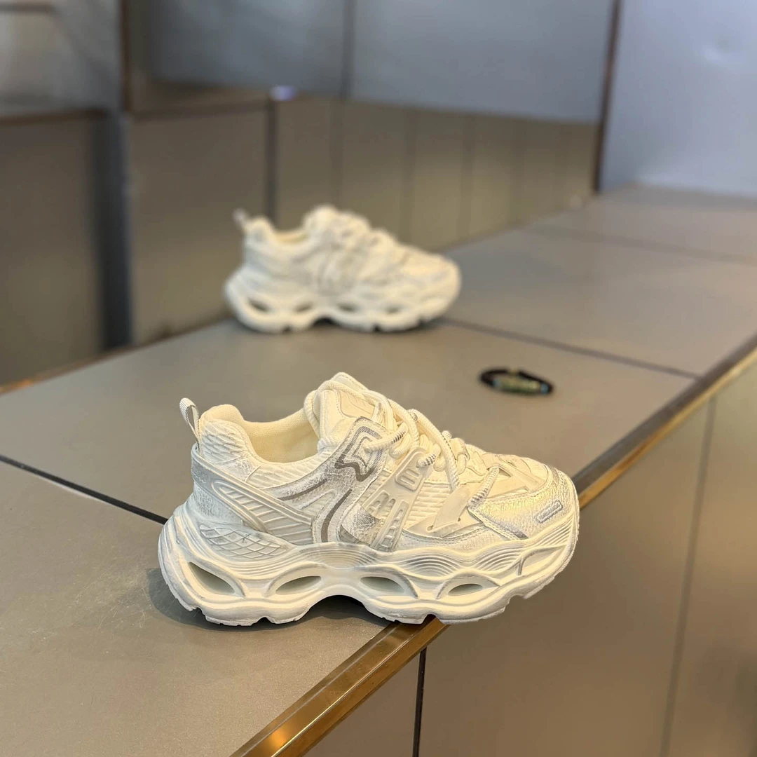 男鞋复古擦色个性潮流设计感小众痞帅男士鞋子痞帅炸街流行高级感