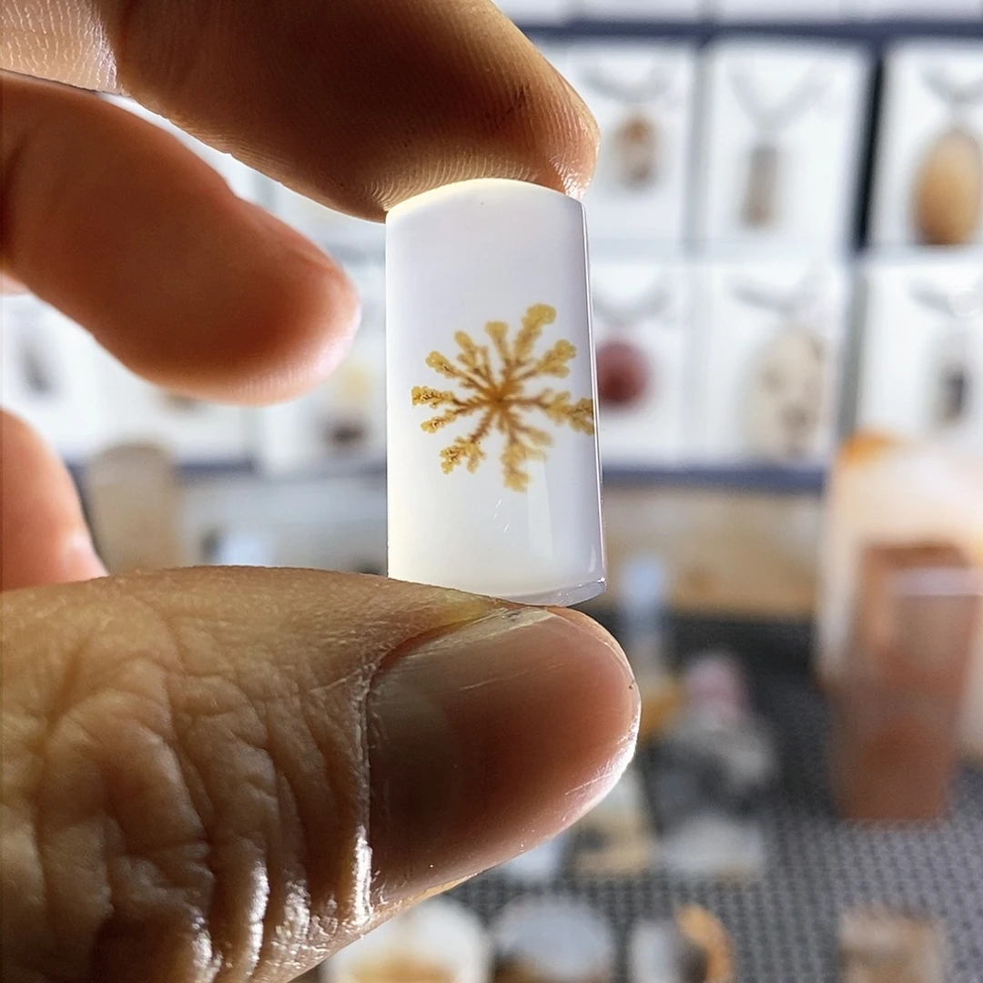 玛瑙/玉髓珠宝奇石未镶嵌飞*