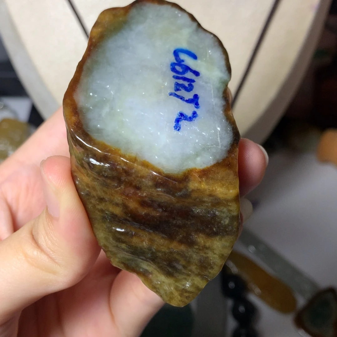 翡翠未镶嵌颈饰尒*笣吊坠