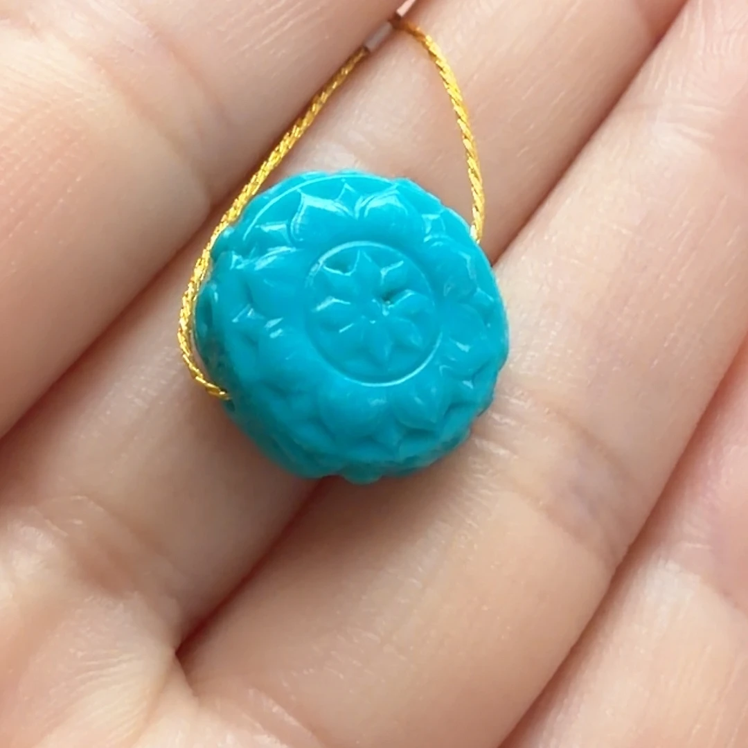 绿松石未镶嵌颈饰