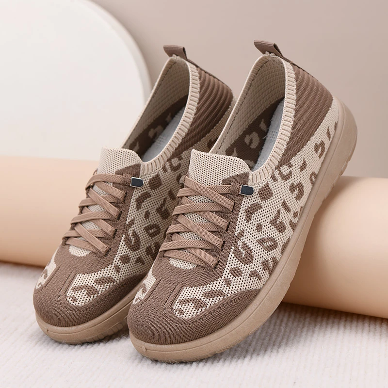 新款豹纹德训鞋时尚休闲女鞋软底轻便透气平底一脚蹬老北京布鞋