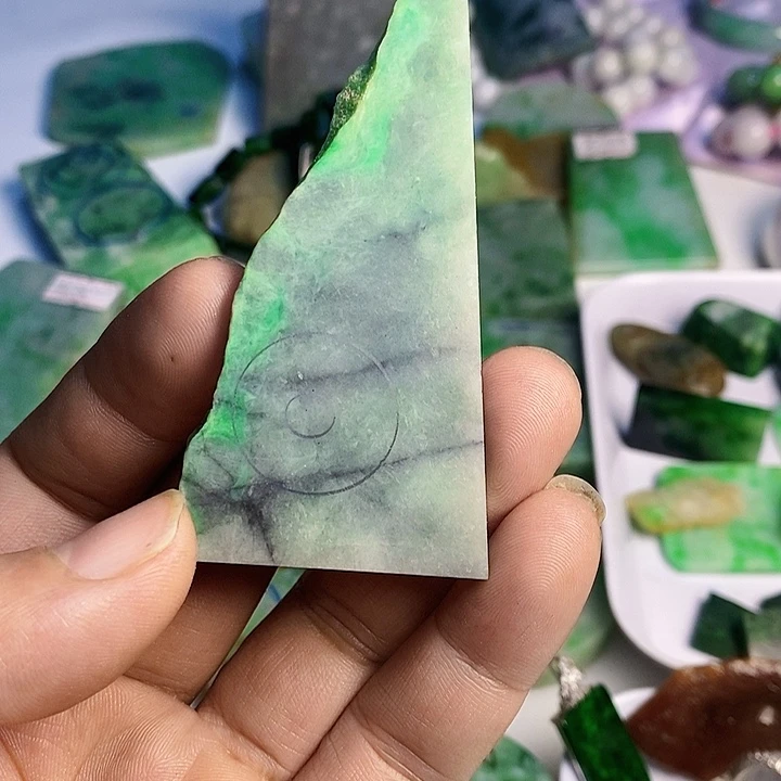 翡翠散珠天然翡翠A货挂件