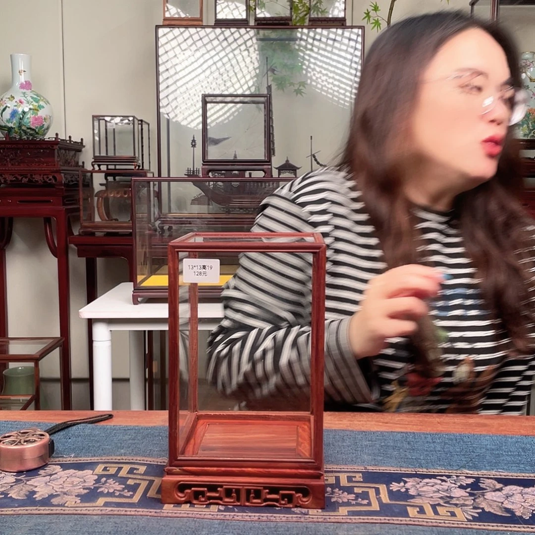 小***余摆件工艺品工艺品