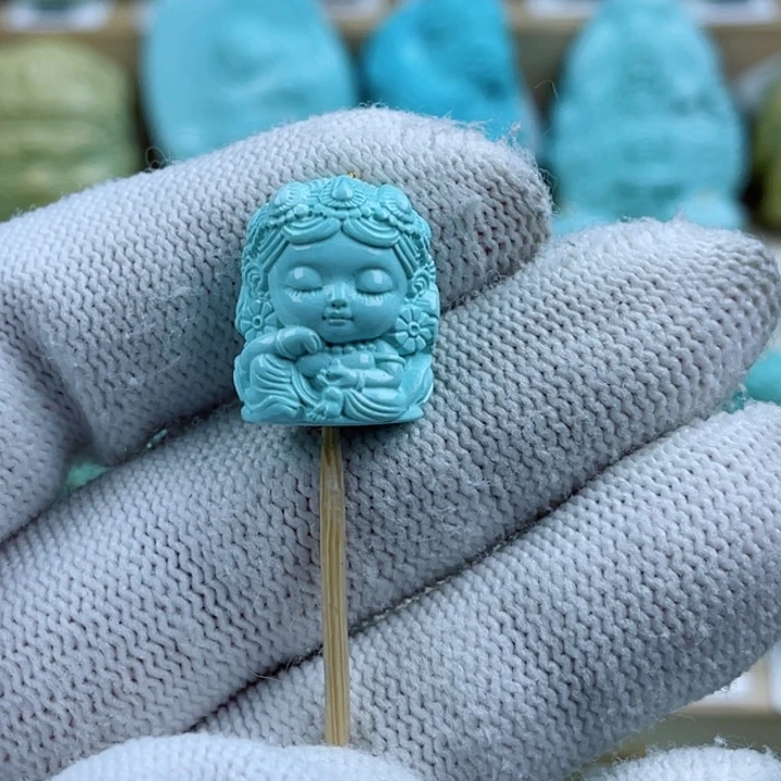 绿松石未镶嵌珠宝奇石