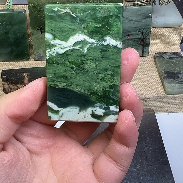 和田玉（碧玉）未镶嵌珠宝半成品