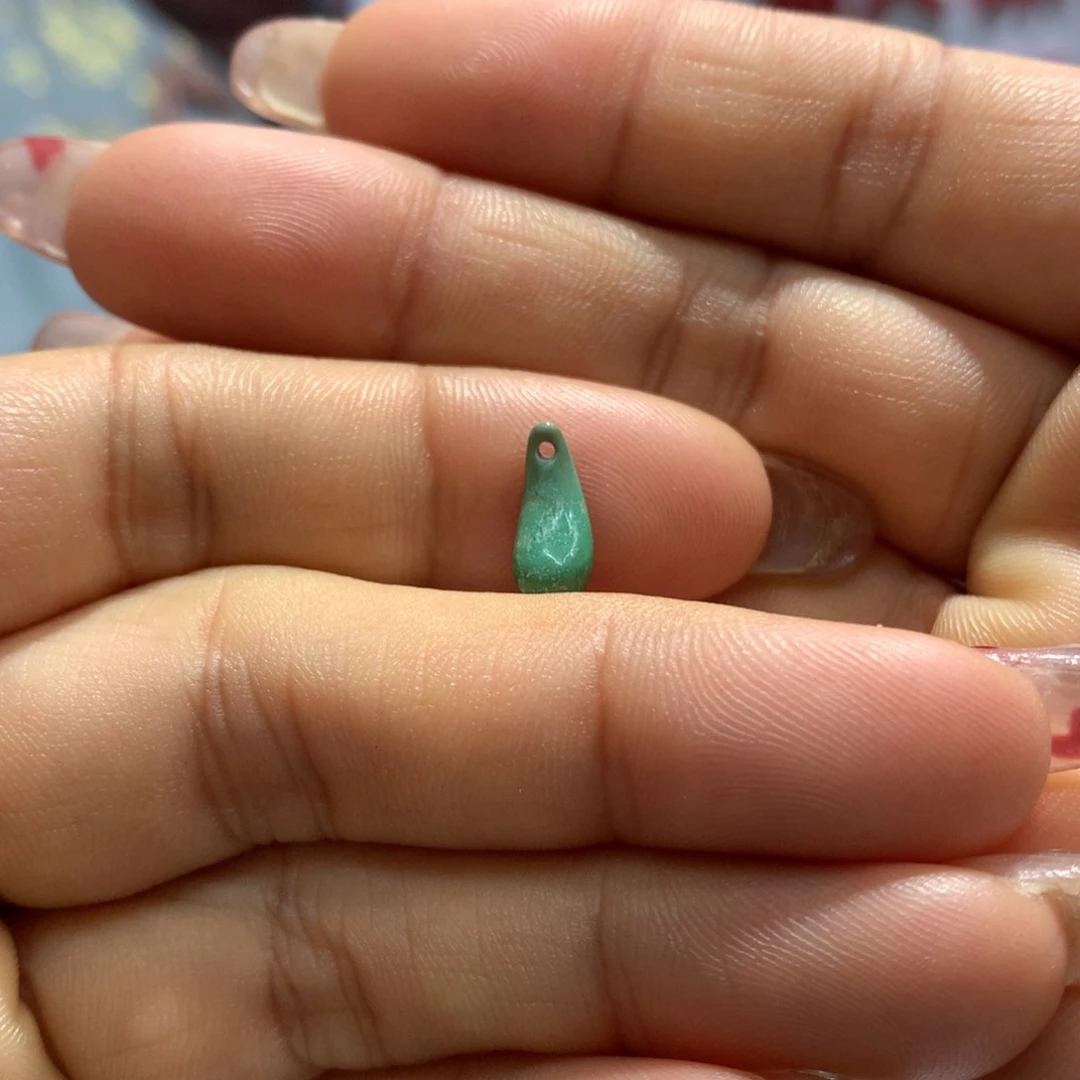 绿松石配饰未镶嵌