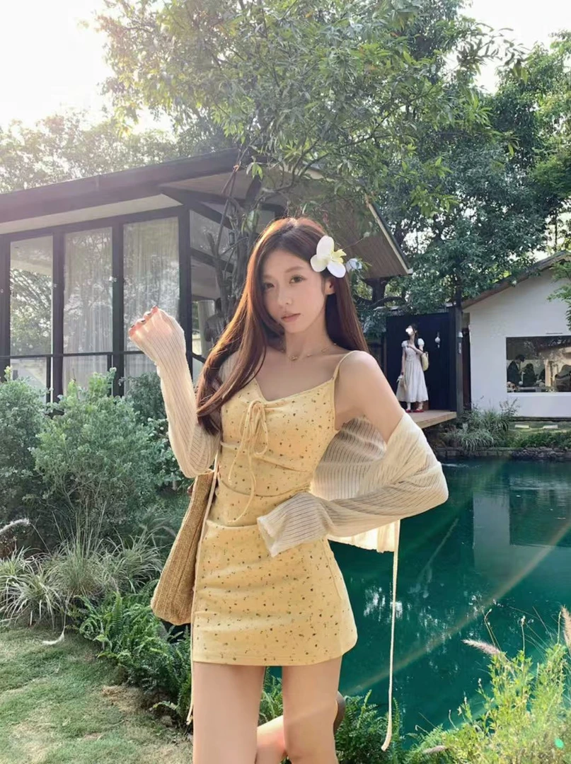 碎花法式夏季吊带高腰常规连衣裙长裙气质纯欲辣妹风