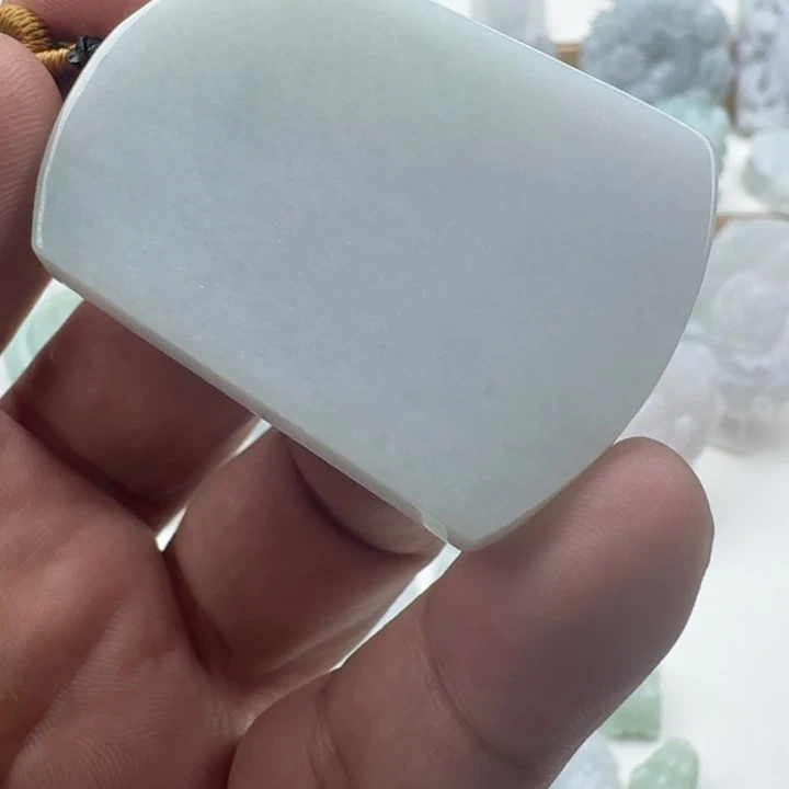 翡翠未镶嵌颈饰天然缅甸A货翡翠