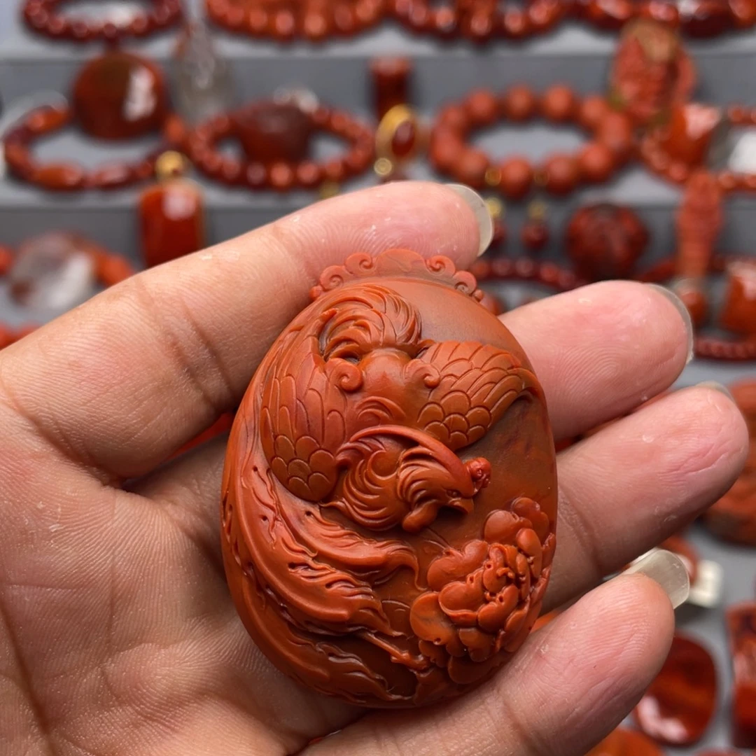 南红玛瑙未镶嵌珠宝奇石吊坠